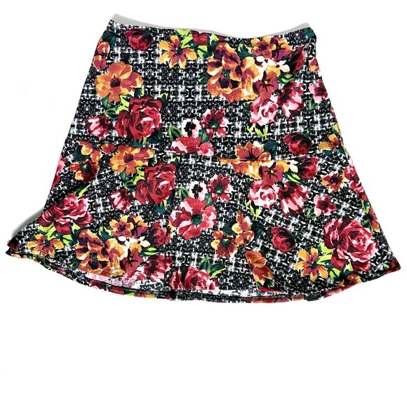 Xhilaration Floral A-line Skirt (size small) - Picture 2 of 6